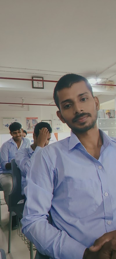 SCHOVLLTAM9X_U.M.S_GOVIND_BIGHA_ChIJTT8H9wUj8jkRGPwRC13jxh0_1