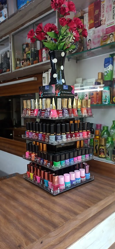 STATEQX2TL3Q_Star_Beauty_Cosmetic_Store_ChIJx_E-tyoj8jkRoXIxTbrQqRg_7