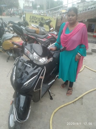 STATGUT3R0J1_Balajee_Honda_Showroom_Lakhisarai_ChIJ166UB6U98jkRcbTOb5M198M_8