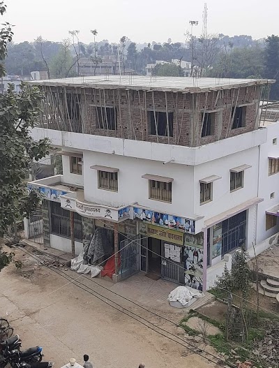 TAXC8C44DJS2_Viplavi_library_ChIJnWtWgWIc8jkRu-1FckPd5OM_1