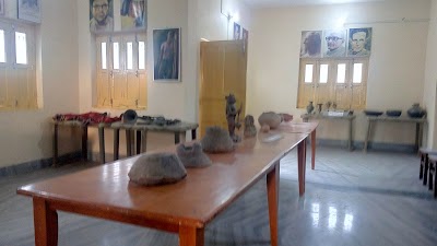 TAXC8C44DJS2_Viplavi_library_ChIJnWtWgWIc8jkRu-1FckPd5OM_7