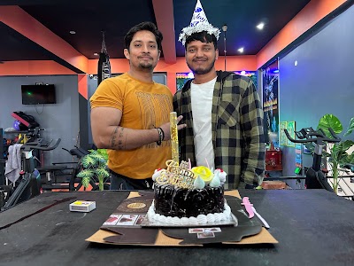 YOGAIJ5D7CO7_Fitness_Arena__unisex_gym___ChIJuTE2sp8j8jkRpGyxTv-xiVM_8