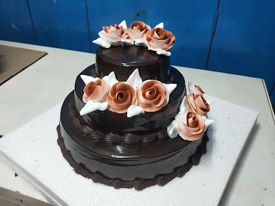 BAKE3C76SYT8_Prince_Cake_ChIJxZjGVXEN8jkR9TH2bdkvtdY_3