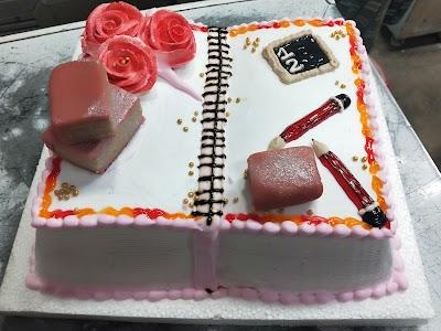 BAKE3C76SYT8_Prince_Cake_ChIJxZjGVXEN8jkR9TH2bdkvtdY_9