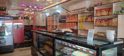 BAKEC2FSZAES_Deepak_Sweets___Cake_House_ChIJl8HPtTkf8jkRTbKwnR_NvYk_5