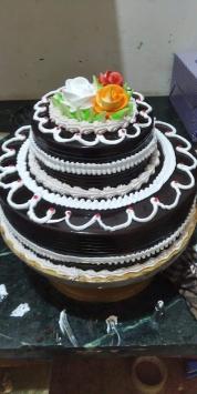BAKEC2FSZAES_Deepak_Sweets___Cake_House_ChIJl8HPtTkf8jkRTbKwnR_NvYk_9