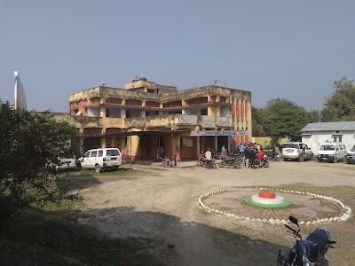 HOSPSFV1DFJU_Govt.Hospital_barahiya__ChIJKbUzuYYW8jkRW7o3UfJK0hU_2