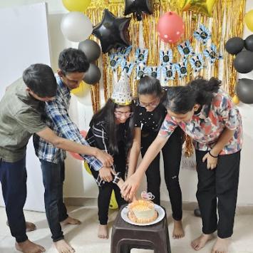 PHAR1T8BAVIA_Dr_Charu_Academy_ChIJW_Nhelcb8jkR3a5NKRdP8bk_7