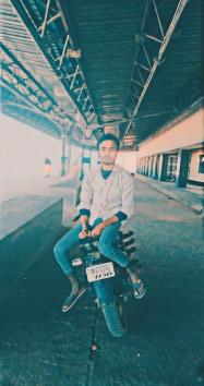 SCHO1M4AUO22_Dakra_middle_school_ChIJeeD4A8w78jkRRBR6B8kgJK4_8